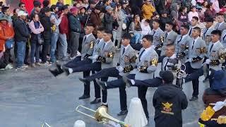 Colegio Antonio José de Sainz desfile cívico 2024 Oruro