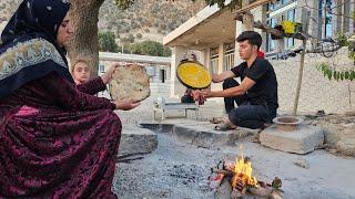 Nomadic Life: A Nomadic Boy’s Adventure in Baking Cakes on an Open Fire ️