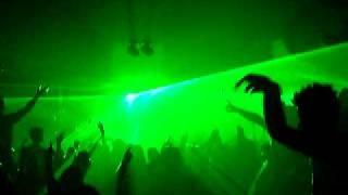 Paul van Dyk playing Jas van Houten - Heavens Gate at Godskitchen 2002