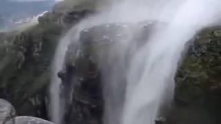 Водопад, который течёт вверх/Cachoeira "cair pra cima"