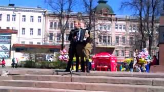 Дмитрий Суханов читает поэму "Василий Теркин" 9 мая
