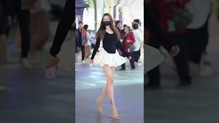 Slim and Cute Chinese Girl's Modelling #chinesegirls #viral #china #shorts