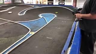 TLR 22T 4.0 on the track