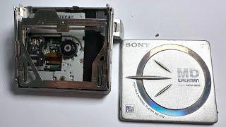 Minidisc player Walkman SONY MZ E62 disassembly and lens cleaning