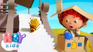 Peter Peanut has a funny cardboard house  | Fun Song for Kids | HeyKids Nursery Rhymes