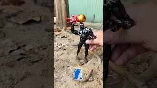 Who is INTRUDER in SAVESTA | Marvel Toys #spiderman