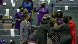 Supt. Brian Nelson CRAZY PRAISE BREAK after Singing “Lord You Are Good” @ Abundant Life COGIC 2021!!