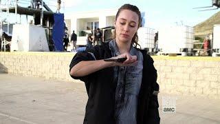 Talking Dead 626: Do Not Disturb - Alycia Debnam-Carey Butterfly Knife Skills