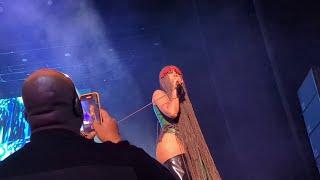 ERYKAH BADU REVEALS BODYSUIT & MEN GO WILD @ Thanksgiving Weekend R&B Fest 2023