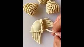 Beautiful buns. Methods for forming buns.