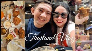 Thailand Vlog |Thai Streetfood and Cute Coffee Shops Ari | Staying in The Quarter Hotel Rachathewi