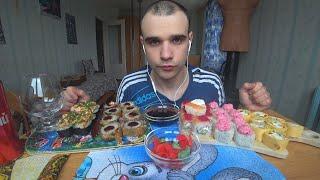 МУКБАНГ АСМР РОЛЛЫ / ФИЛАДЕЛЬФИЯ / ТЕМПУРА РОЛЛЫ / ТОРТИЛЬЯ РОЛЛ / СОУС / EATING ASMR Mukbang