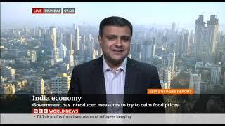 India Economy Update - Inflation soaring, growth slowing, rupee down: Nikhil Inamdar - BBC News