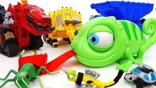 An Angry Chameleon Eats Everything~! Go Dinotrux, Let's Stop Him - ToyMart TV