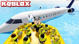 Uçak Düştü!! Çılgın Hostes Oldum - Panda ile Roblox Cabin Crew Simulator