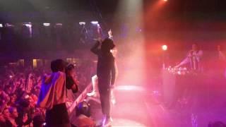 Big Russian Boss feat  Young P&H – Hustle Hard Flava (live) 4k