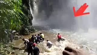 Kakochang waterfall dangerous moment