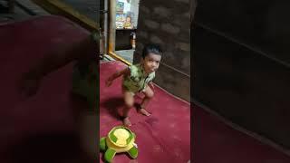 oye mastaru ..idhe music inko ..step veinchu..allu arjun.. trending music