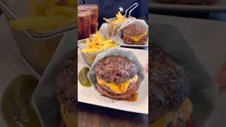 【Yummy Food】Triple meat burger#Yuzuki #gourmet #Shorts