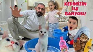 POYRAZ ELİF KEDİMİZİN İLK BANYOSUNU YAPTIRDI!!!