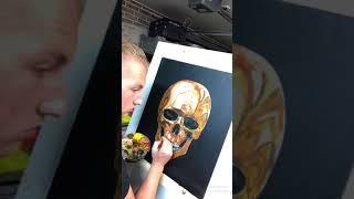 Painting golden skull timelapse