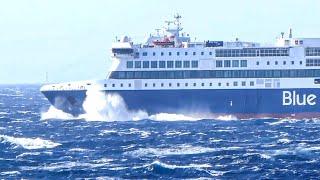 Blue Star Delos in Rough Aegean Sea | Ταξιδεύει “κόντρα” στο αφρισμένο Αιγαίο!