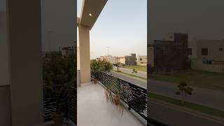 انکار ذرا مشکل کیونکہ گھر ہے ہی ایسا 10 Marla Modren Beautiful House Bahria Town Lahore