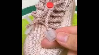 Life Hack is the fastest way to tie shoelaces on sneakers