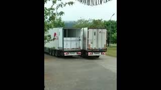 Водитель из Girteka ломает двери на полуприцепе / Driver Girteka breaks the doors on the trailer