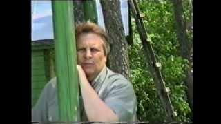 Вячеслав Денисов -- Детство (2 июня 1994 г.) муз. Александра Мухортова, сл. Вячеслава Денисова.
