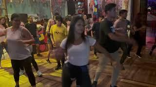 ARICA BAILA A TODO RITMO BACHATA & SALSA AB ATR