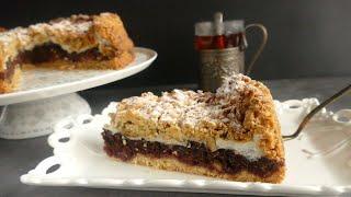 Grated cake with nuts and jam!