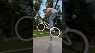 Мощное трио  Артем Агарков, Влад Сметанка и Илья Усольцев #shorts #bmx