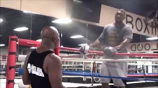 Evander Holyfield Drops KNOWLEDGE On Heavyweight Boxing Prospect