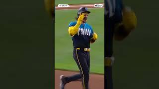Bryson Stott clears the bases... AND ONE OF THE CRAZIEST PLAYS AT THE PLATE WE'VE EVER SEEN 