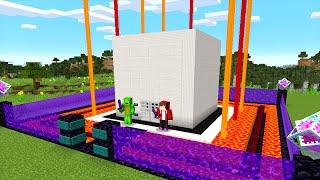 NETHER PORTAL SECURITY vs Zombies - Minecraft