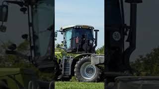 Claas Xerion. Trnsformer.