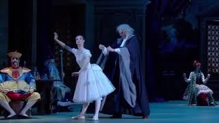 COPPÉLIA - Doll Variation (Margarita Shrayner - Bolshoi Ballet)