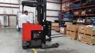 ToyotaForklift Electric Reach Style Online Auction at www.machinesused.com