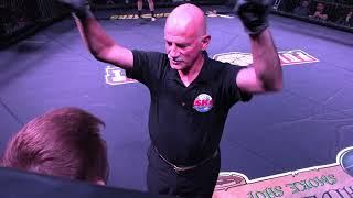 ANDREAS QUIROZ VS MITCH WHITE 135 LB K1 FIGHT RAGE IN THE CAGE 22