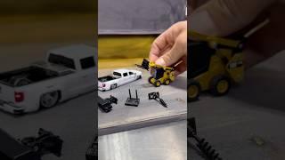 Pair of Cat Skid Steers from Diecast Masters thanks to Karson Diecast‍️