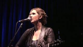 Amy Black - 20160221 -  Old Hurt - with Intro