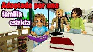 ADOPTADA POR UNA FAMILIA ESTRICTA | Brookhaven rp | Mini Pelicula - Historia de Roblox