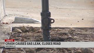 Crash involving building causes gas leak in downtown Greenville