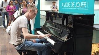 Passenger Impressively Plays Piano at Train Terminal in Paris (HD 60fps)