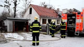 Požár nízké budovy - Horní Suchá