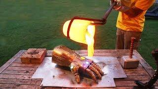 THANOS INFINITY GAUNTLET VS LAVA
