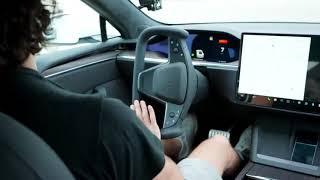 Tesla Model S Plaid Yoke Steering Wheel (One Handed U turn Like a BOSS!!)