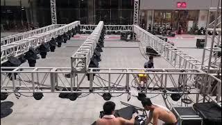 Lighting stage truss equipment