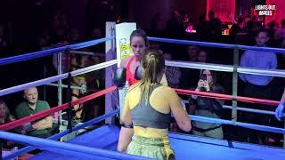 Donna Hawkey vs Sophie Warner
